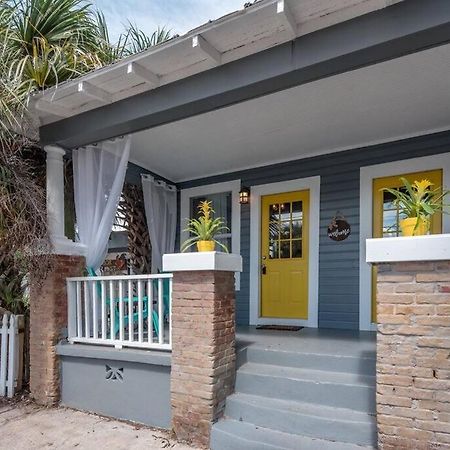 Gambino Getaway Shotgun Style Apt In The Heart Of Ybor City Tampa Exterior photo
